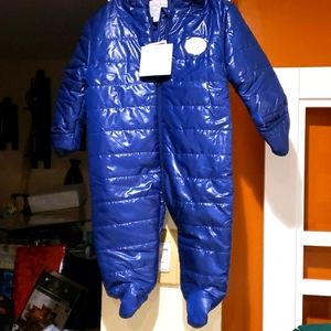Boy's snow suit with storage bag